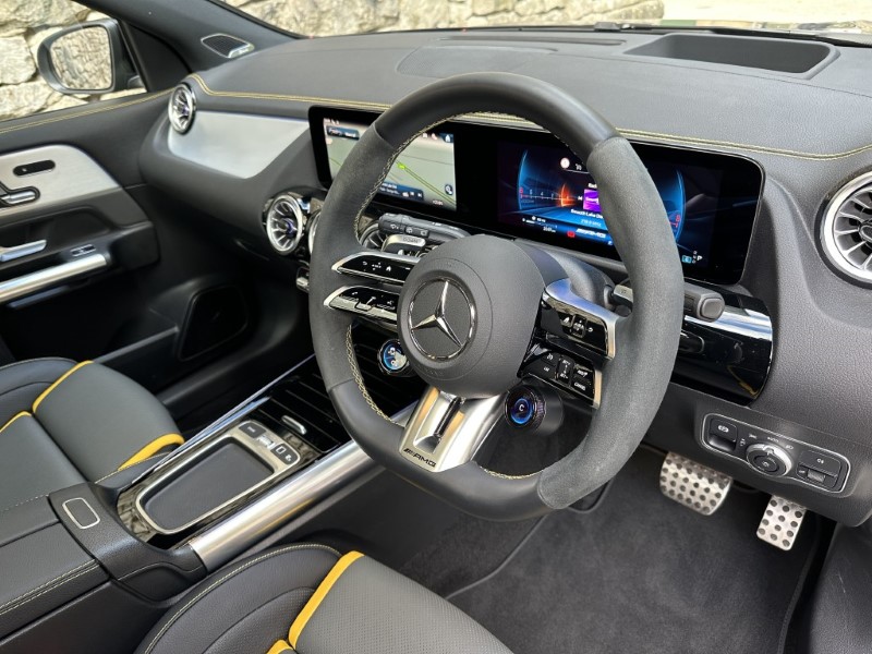 2025 (25) MERCEDES-BENZ GLA 45 S 4Matic PLUS Plus 5dr Auto 5953436