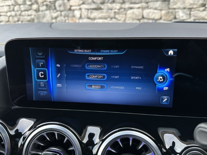 2025 (25) MERCEDES-BENZ GLA 45 S 4Matic PLUS Plus 5dr Auto 5953469