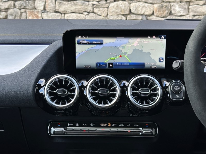 2025 (25) MERCEDES-BENZ GLA 45 S 4Matic PLUS Plus 5dr Auto 5953484