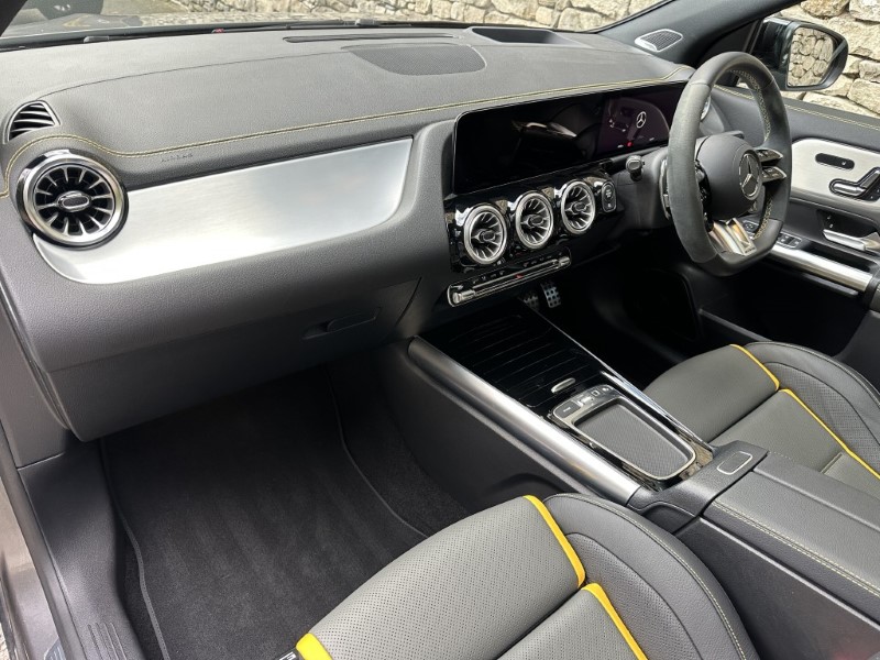 2025 (25) MERCEDES-BENZ GLA 45 S 4Matic PLUS Plus 5dr Auto 5953458