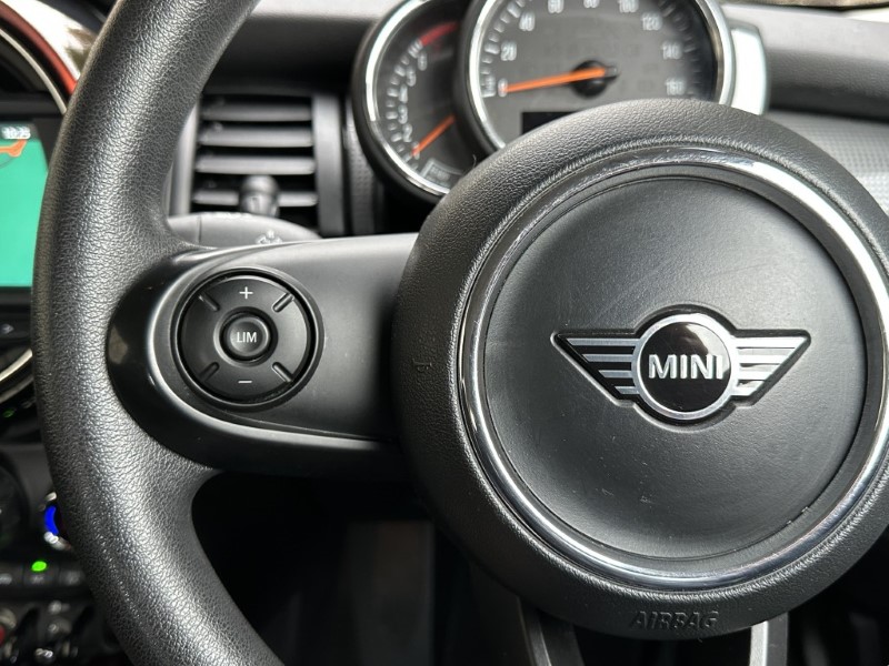 2019 (69) MINI HATCHBACK 1.5 Cooper Classic II 3dr Auto 5963861