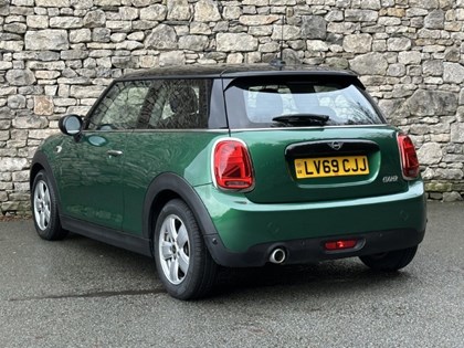 2019 (69) MINI HATCHBACK 1.5 Cooper Classic II 3dr Auto