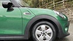 2019 (69) MINI HATCHBACK 1.5 Cooper Classic II 3dr Auto 5963901
