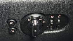 2019 (69) MINI HATCHBACK 1.5 Cooper Classic II 3dr Auto 5963860