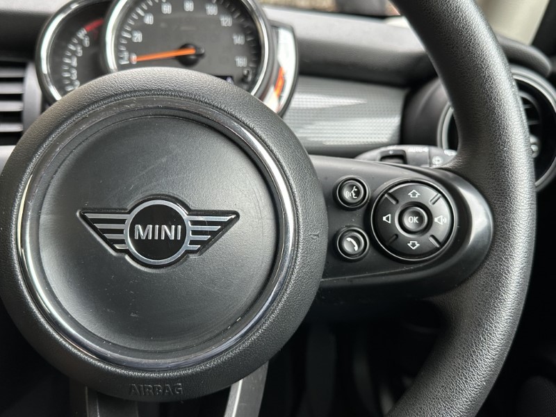 2019 (69) MINI HATCHBACK 1.5 Cooper Classic II 3dr Auto 5963862