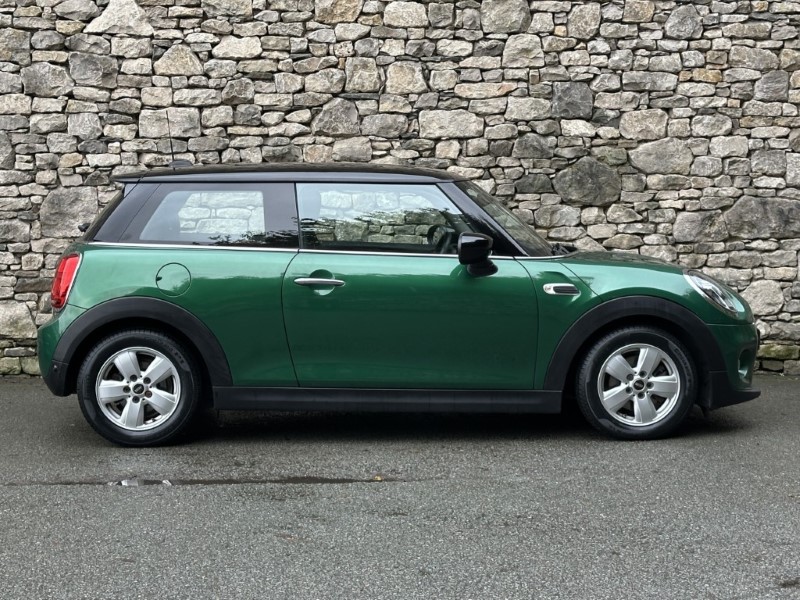 2019 (69) MINI HATCHBACK 1.5 Cooper Classic II 3dr Auto 5963844