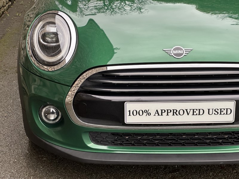 2019 (69) MINI HATCHBACK 1.5 Cooper Classic II 3dr Auto 5963864