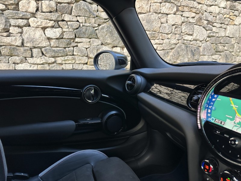 2024 (24) MINI HATCHBACK 2.0 John Cooper Works Premium 3dr 5957056