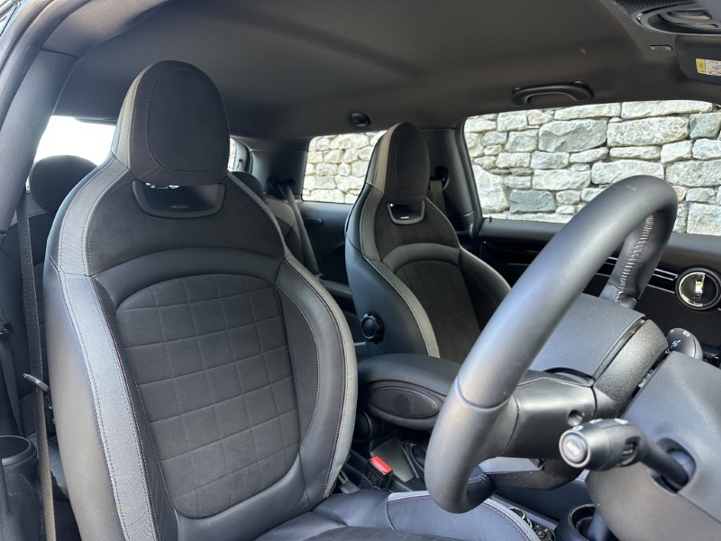2024 (24) MINI HATCHBACK 2.0 John Cooper Works Premium 3dr 5944649