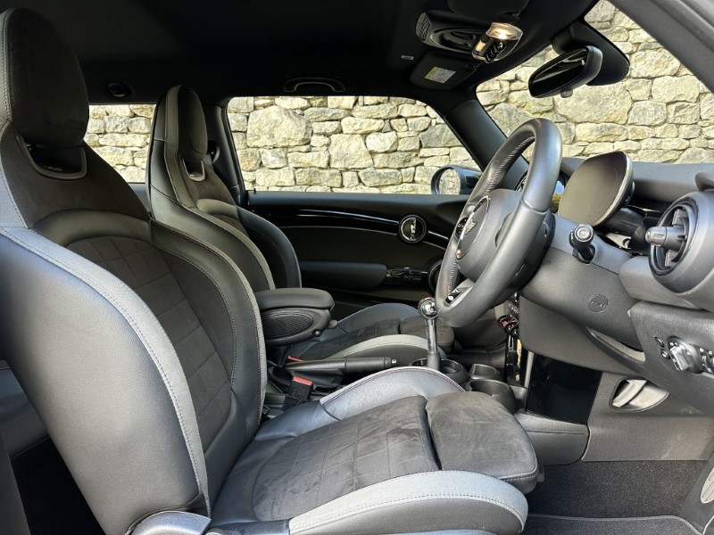 2024 (24) MINI HATCHBACK 2.0 John Cooper Works Premium 3dr 5957049