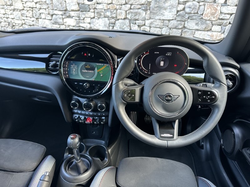 2024 (24) MINI HATCHBACK 2.0 John Cooper Works Premium 3dr 5944667