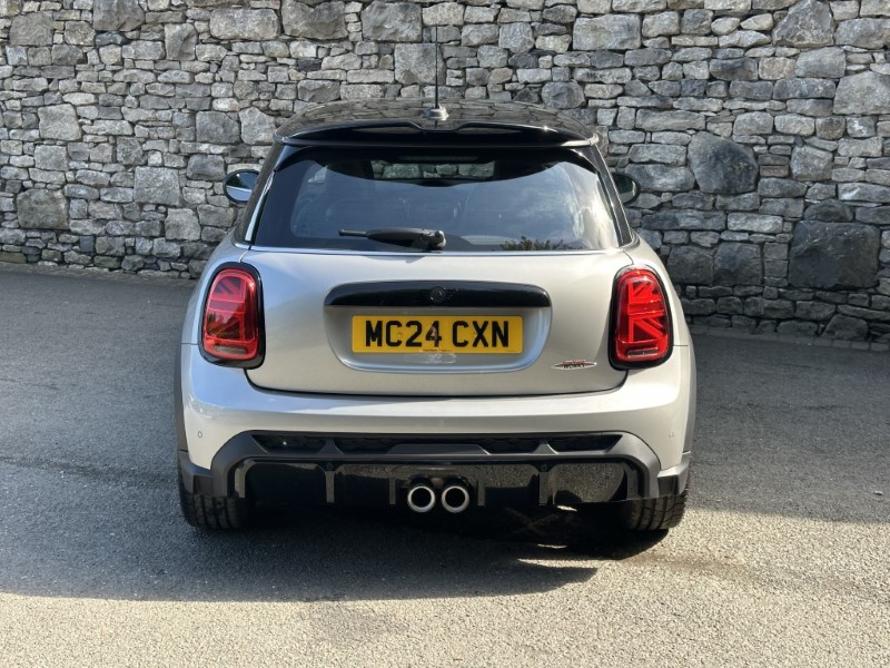 2024 (24) MINI HATCHBACK 2.0 John Cooper Works Premium 3dr 5944657