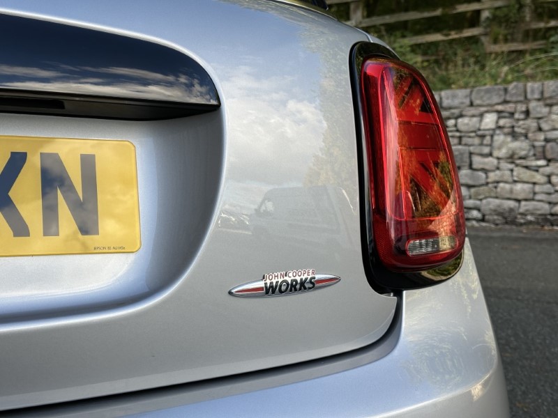 2024 (24) MINI HATCHBACK 2.0 John Cooper Works Premium 3dr 5957044