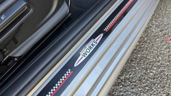 2024 (24) MINI HATCHBACK 2.0 John Cooper Works Premium 3dr 5957048