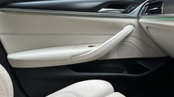 2023 (23) BMW 5 SERIES 530e M Sport 4dr Saloon 5959949