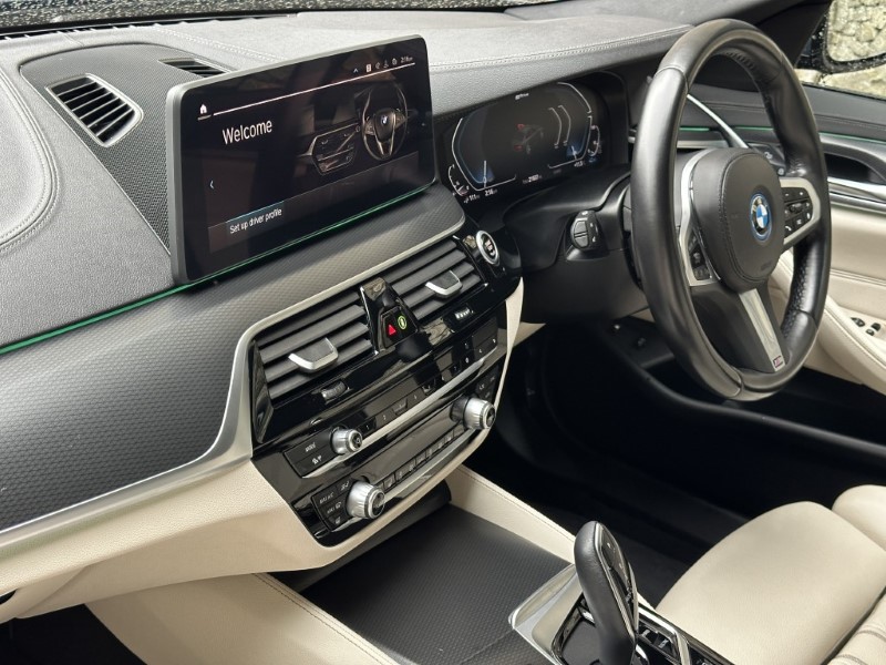 2023 (23) BMW 5 SERIES 530e M Sport 4dr Saloon  5959965
