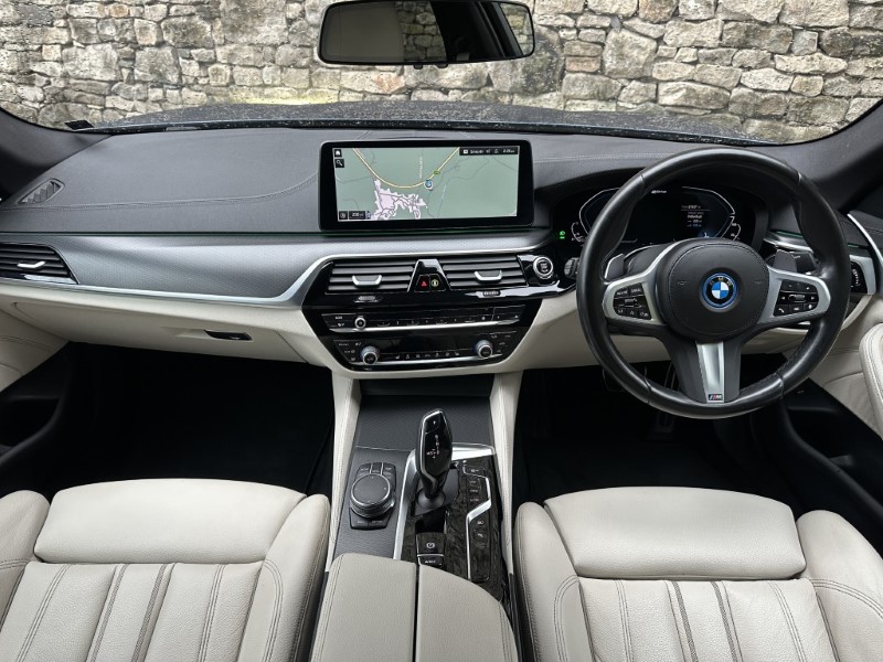 2023 (23) BMW 5 SERIES 530e M Sport 4dr Saloon  5959979