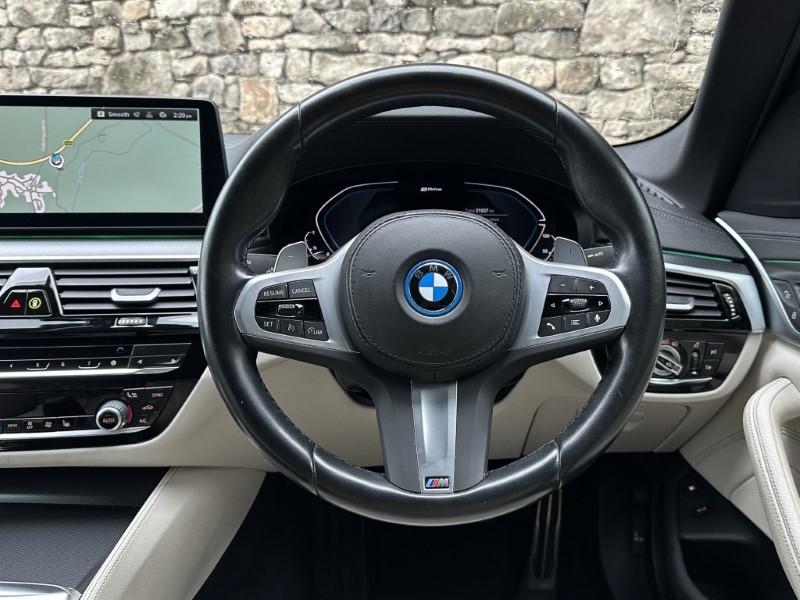 2023 (23) BMW 5 SERIES 530e M Sport 4dr Saloon  5959978