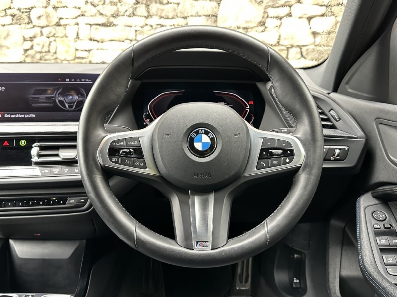 2023 (73) BMW 1 SERIES 118i M Sport 5dr 5966673