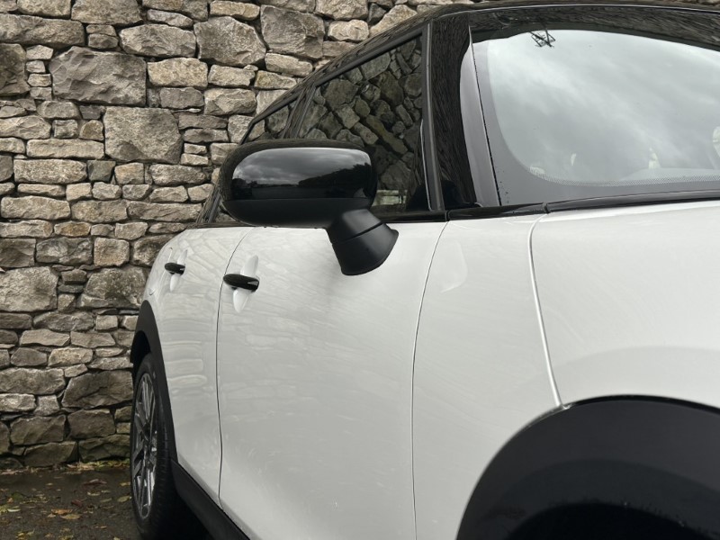 2024 (74) MINI COOPER 2.0 S Classic 5dr Auto 5985981