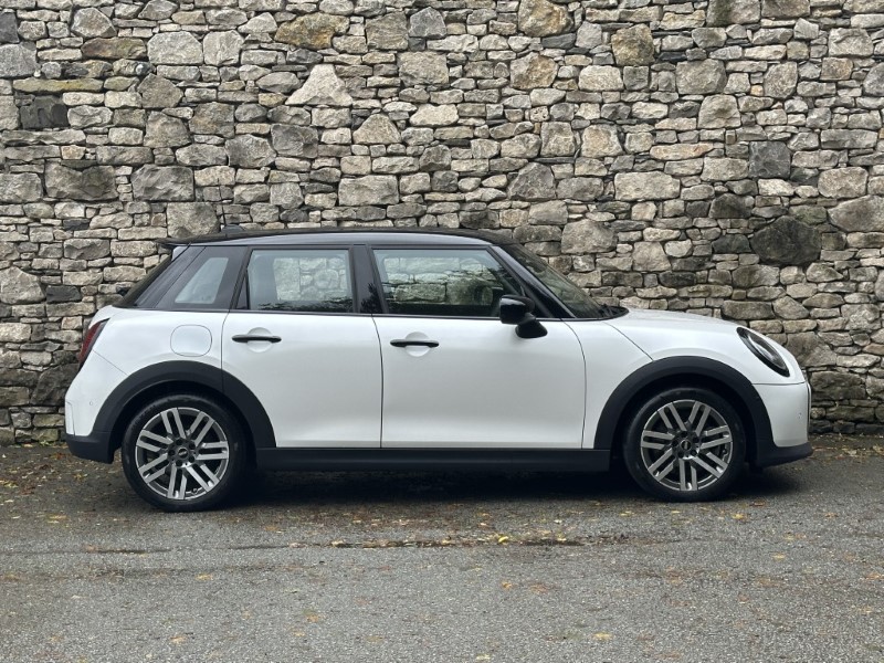 2024 (74) MINI COOPER 2.0 S Classic 5dr Auto 5985940