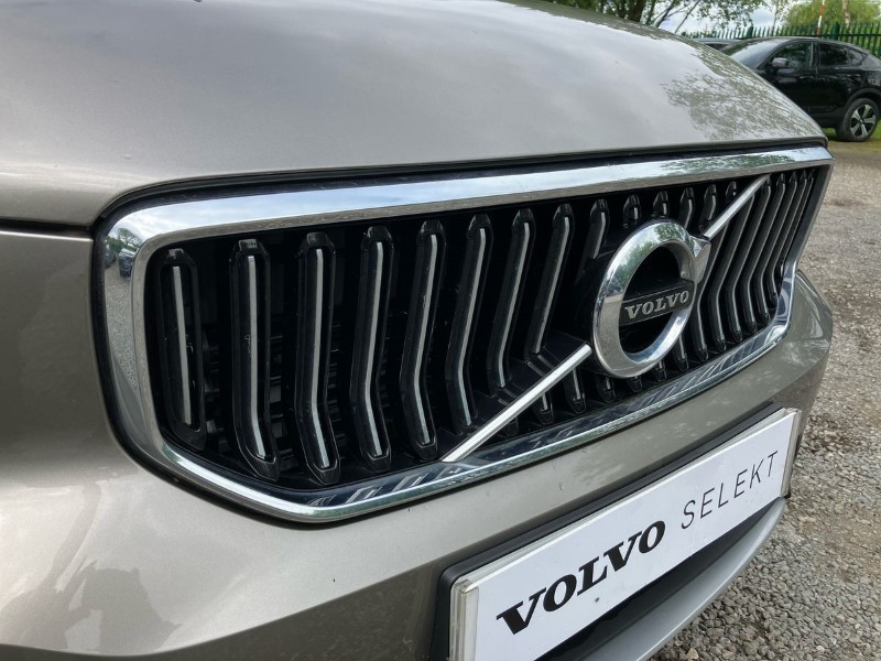 2021 (21) VOLVO XC40 1.5 T4 Recharge PHEV Inscription 5dr Auto 3262546