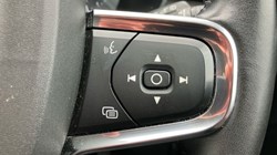 2021 (21) VOLVO XC40 1.5 T4 Recharge PHEV Inscription 5dr Auto 3262525
