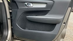 2021 (21) VOLVO XC40 1.5 T4 Recharge PHEV Inscription 5dr Auto 3262517