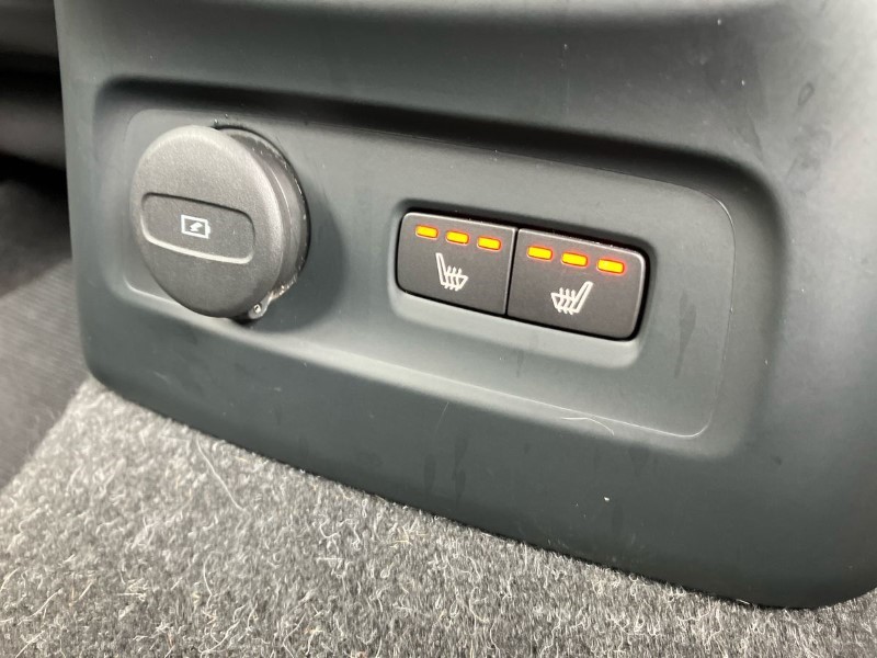 2021 (21) VOLVO XC40 1.5 T4 Recharge PHEV Inscription 5dr Auto 3262554