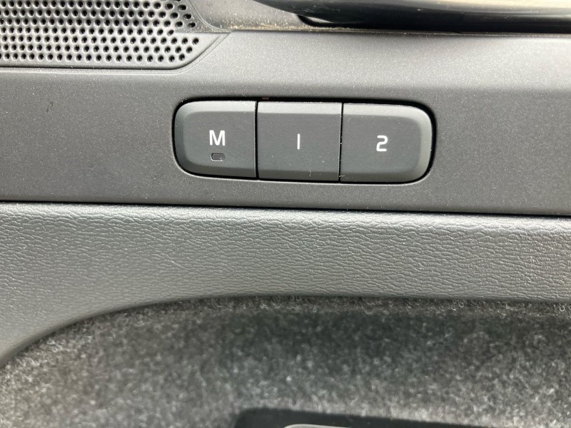 2021 (21) VOLVO XC40 1.5 T4 Recharge PHEV Inscription 5dr Auto 3262553