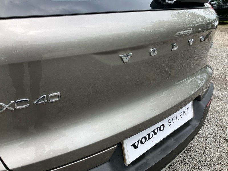 2021 (21) VOLVO XC40 1.5 T4 Recharge PHEV Inscription 5dr Auto 3262550