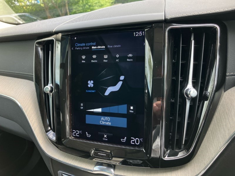 2020 (70) VOLVO XC60 2.0 B5P [250] Inscription 5dr AWD Geartronic 3469701
