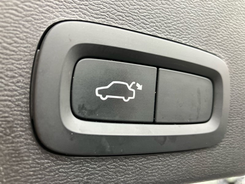 2021 (71) VOLVO XC40 2.0 B4P Inscription Pro 5dr AWD Auto [7 speed] 3573411