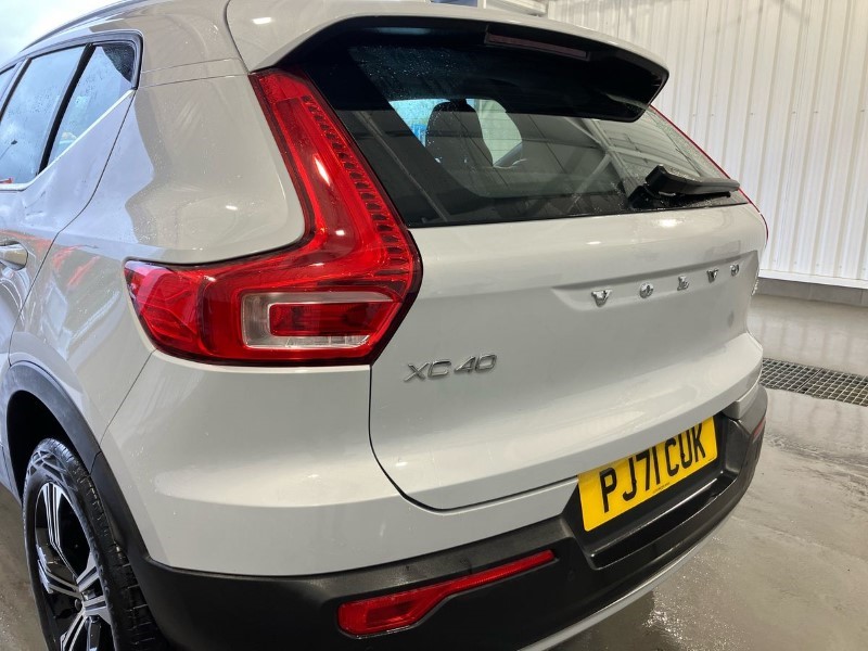 2021 (71) VOLVO XC40 2.0 B4P Inscription Pro 5dr AWD Auto [7 speed] 3573418