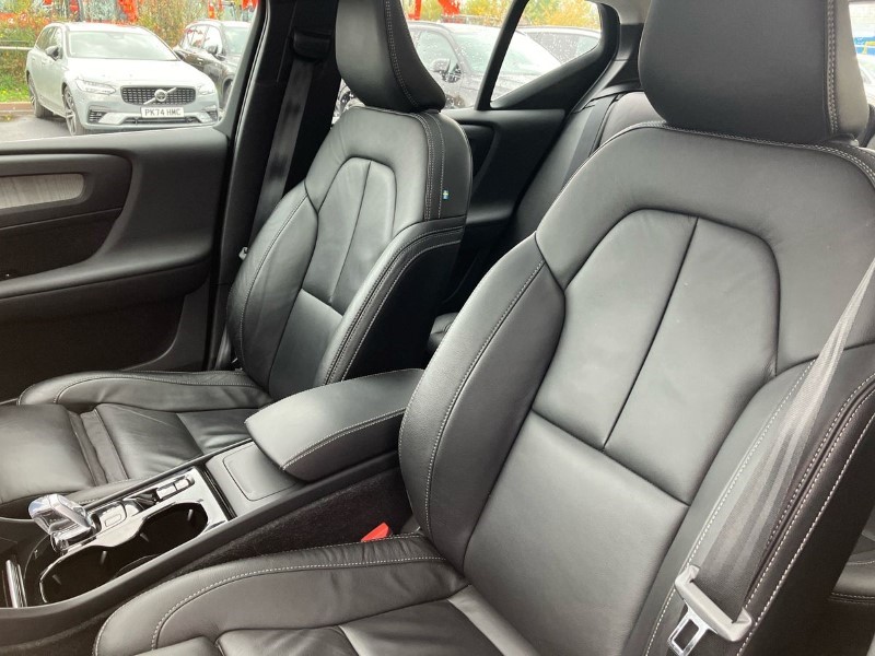 2021 (71) VOLVO XC40 2.0 B4P Inscription Pro 5dr AWD Auto [7 speed] 3573408