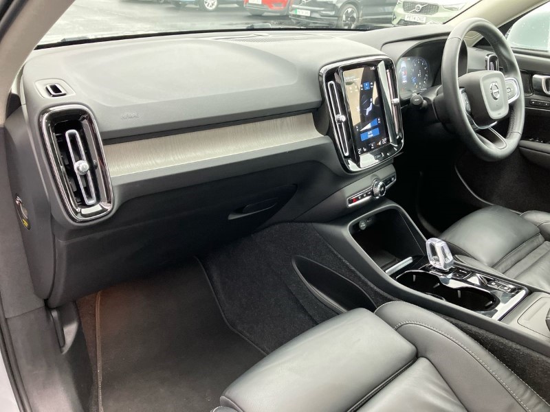 2021 (71) VOLVO XC40 2.0 B4P Inscription Pro 5dr AWD Auto [7 speed] 3573409