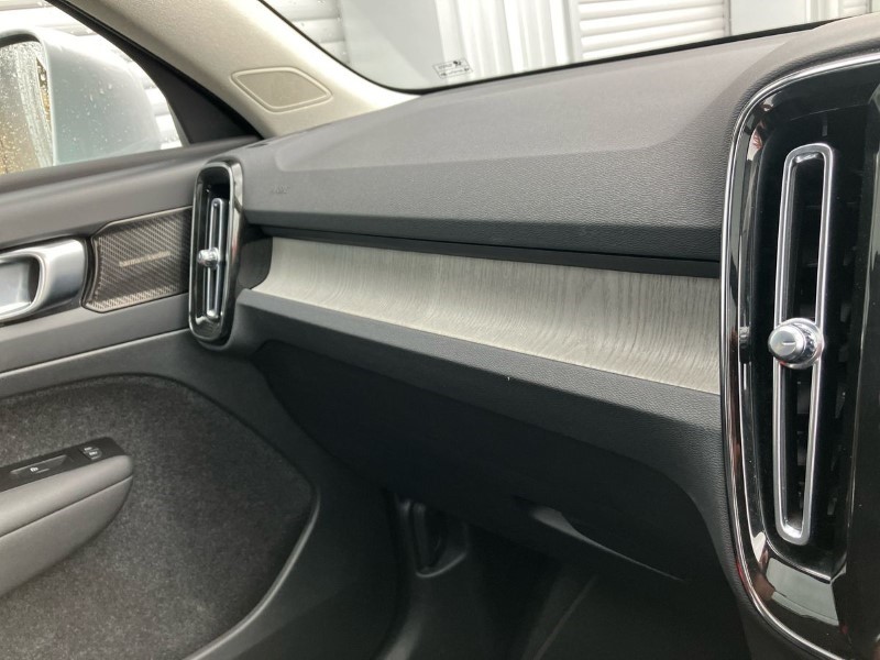 2021 (71) VOLVO XC40 2.0 B4P Inscription Pro 5dr AWD Auto [7 speed] 3573404