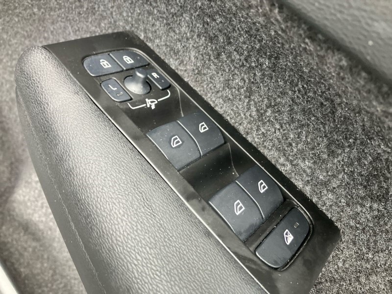 2021 (71) VOLVO XC40 2.0 B4P Inscription Pro 5dr AWD Auto [7 speed] 3573388