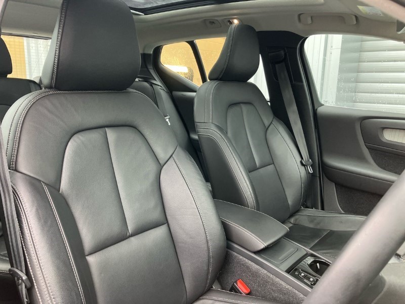 2021 (71) VOLVO XC40 2.0 B4P Inscription Pro 5dr AWD Auto [7 speed] 3573391