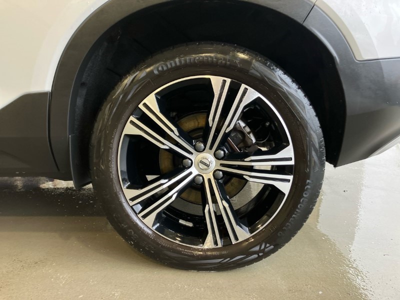 2021 (71) VOLVO XC40 2.0 B4P Inscription Pro 5dr AWD Auto [7 speed] 3573382