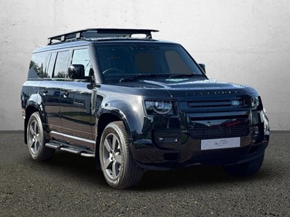 LAND ROVER DEFENDER 3.0 D350 X-Dynamic HSE 130 5dr Auto