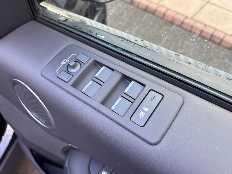  LAND ROVER DISCOVERY 3.0 D350 Metropolitan Edition 5dr Auto 4554021