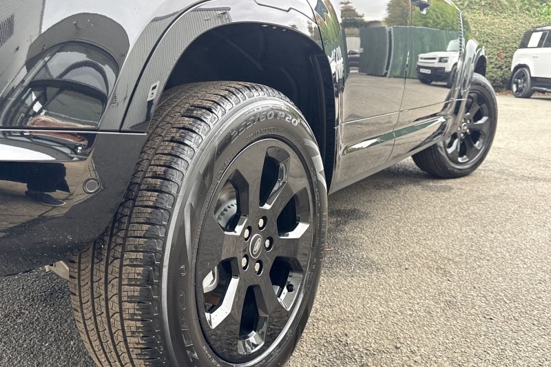 LAND ROVER DEFENDER 3.0 D250 X-Dynamic HSE 110 5dr Auto 4637641