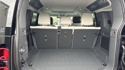 LAND ROVER DEFENDER 3.0 D250 X-Dynamic HSE 110 5dr Auto 4637607