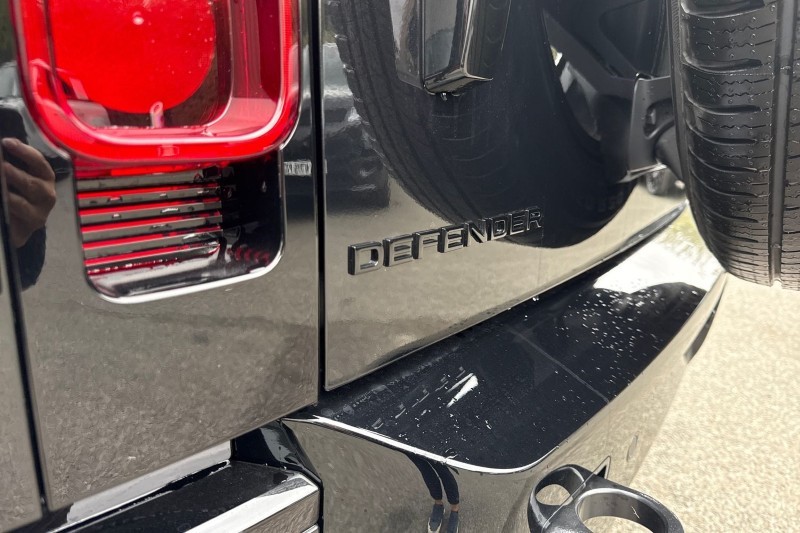  LAND ROVER DEFENDER 3.0 D250 X-Dynamic HSE 110 5dr Auto 4637638