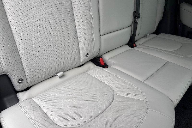  LAND ROVER DEFENDER 3.0 D250 X-Dynamic HSE 110 5dr Auto 4637631