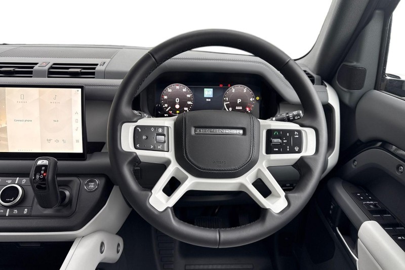  LAND ROVER DEFENDER 3.0 D250 X-Dynamic HSE 110 5dr Auto 4637612