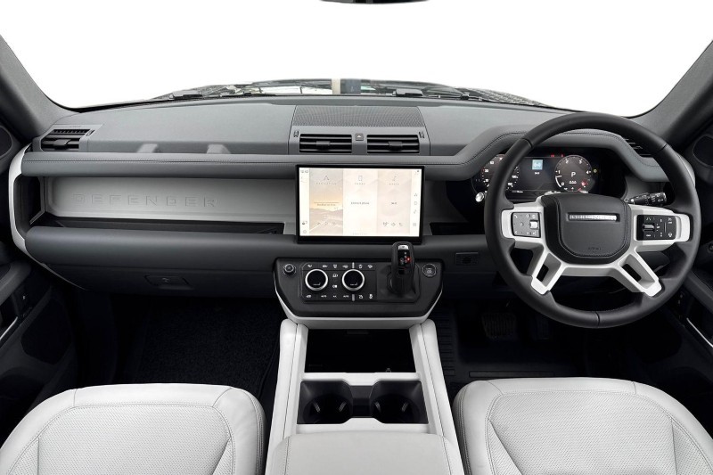  LAND ROVER DEFENDER 3.0 D250 X-Dynamic HSE 110 5dr Auto 4637606