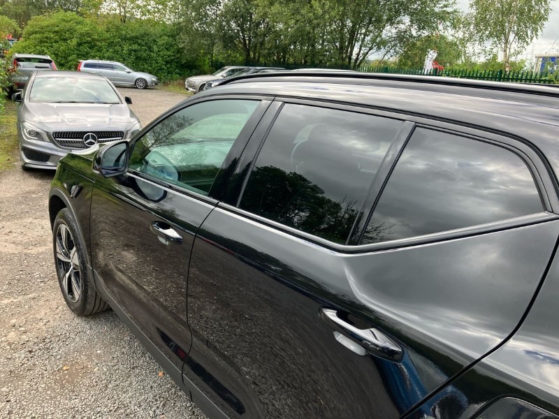 2021 (71) VOLVO XC40 300kW Recharge Twin Plus 78kWh 5dr AWD Auto 3467861