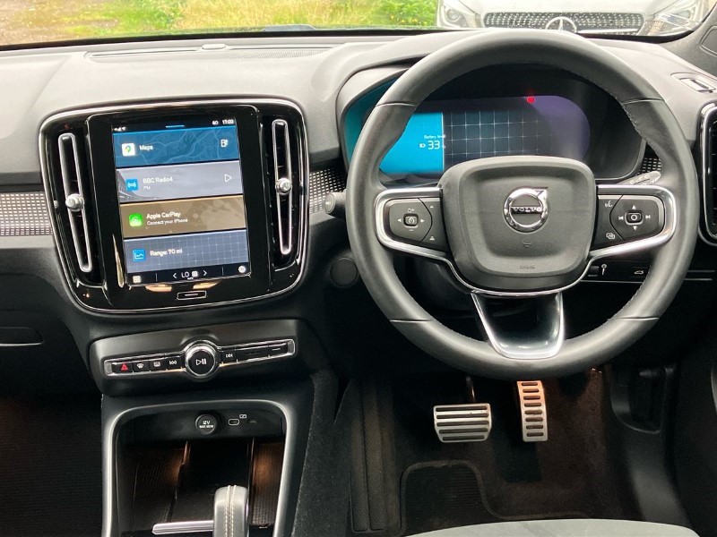 2021 (71) VOLVO XC40 300kW Recharge Twin Plus 78kWh 5dr AWD Auto 3467848